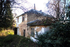 Dezember 2022 am Reichenbachweg 25b: Lost Place im Winter