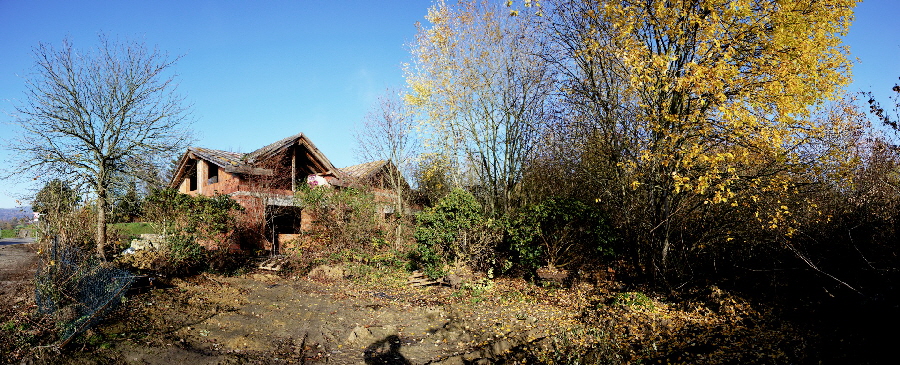 Verlassener Ort im Taunus: Rohbau in Kronberg