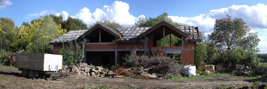 Lost Place in Rhein-Main: Aufgegebener Rohbau in Kronberg im Taunus