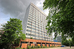 Leerstand: Hochhaus an der Mergenthaler Allee in Eschborn