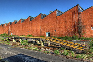 Inspektionsrampe vor der groen Halle